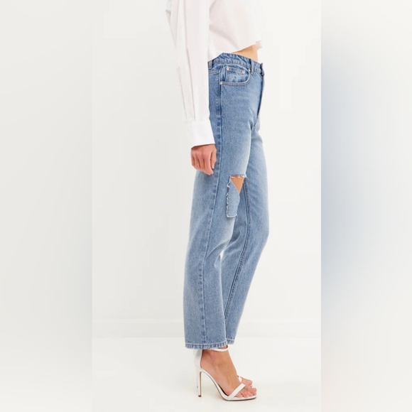 ENGLISH FACTORY HIGH WAIST, RIPPED, RAW HEM MOM JEANS: - Picture 5 of 9